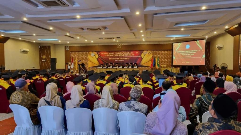 Grand Dian Hotel Slawi Tegal  Exterior foto