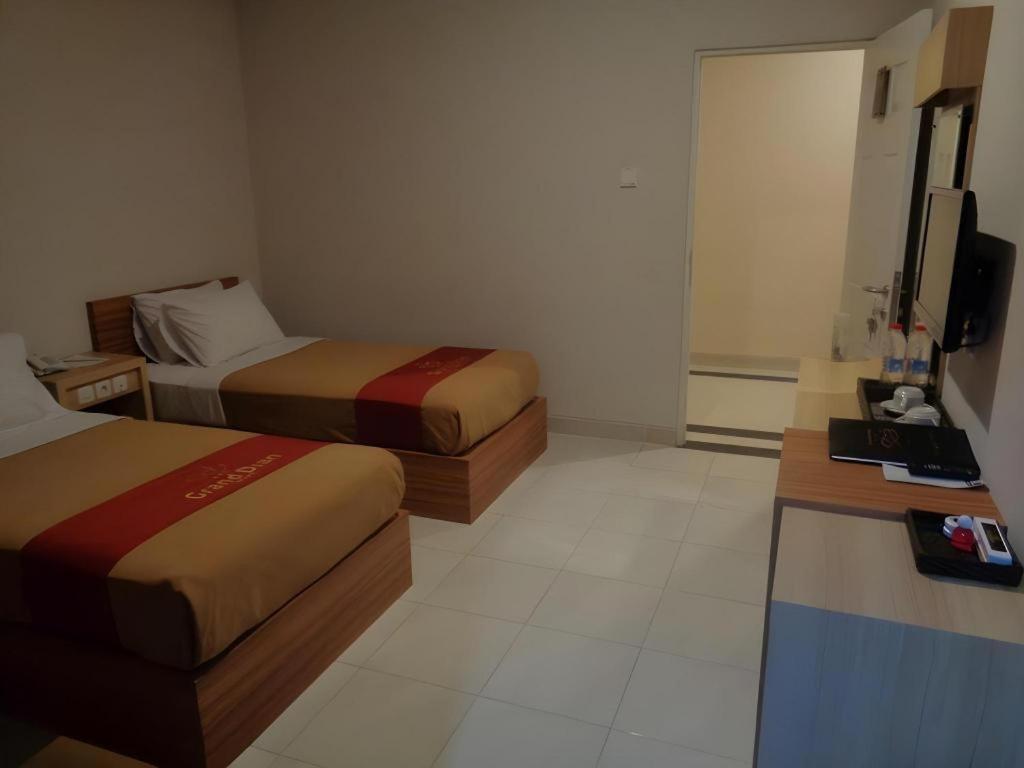 Grand Dian Hotel Slawi Tegal  Exterior foto